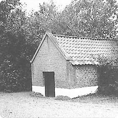 Breeweg te Koudekerke - Voorzijde varkenshok hof Groot ter Hooge op adres Breeweg 79